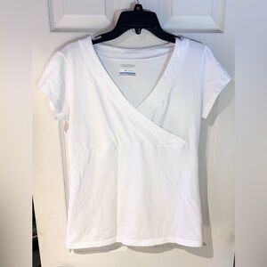 Columbia Omni Freeze Advanced Cooling White Crossover V-Neck Women's Tee Size L